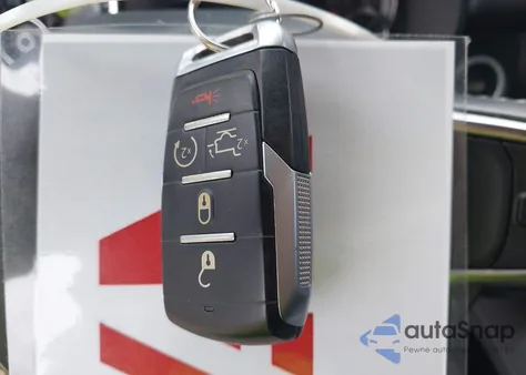 2021 Ram 1500 Laramie 4X4 5'7 Box из США, поврежденный, VIN 1C6SRFJT0MN731294